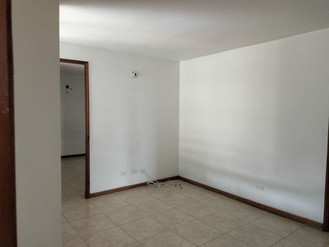 Apartamento de 4 alcobas en arriendo en Vía Las Palmas, Medellín, 110 m² · foto 3 de 15