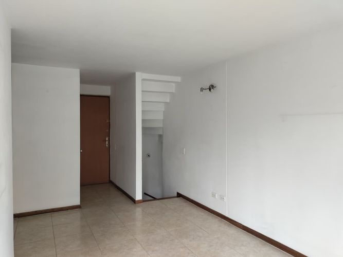 Apartamento de 4 alcobas en arriendo en Vía Las Palmas, Medellín, 110 m² · foto 2 de 15