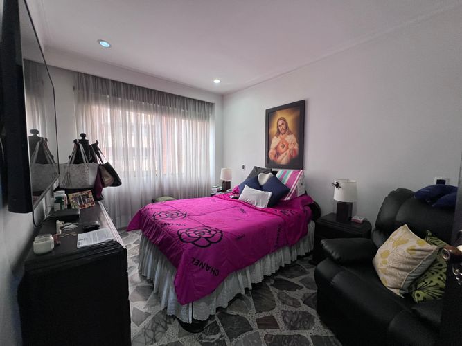 Apartamento de 3 alcobas en venta en Laureles, Medellín, 144 m² · foto 14 de 24