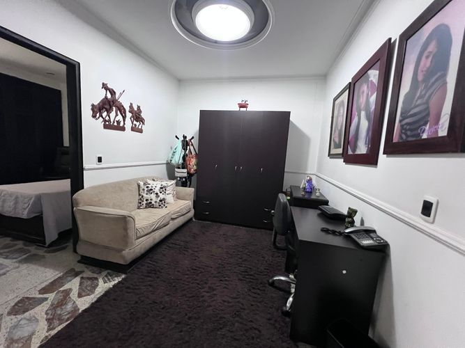 Apartamento de 3 alcobas en venta en Laureles, Medellín, 144 m² · foto 23 de 24