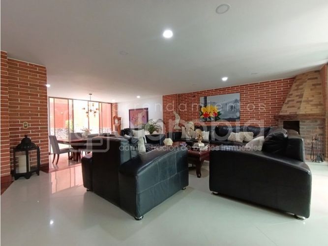 Casa de 4 alcobas en venta en Ub Cortijo De San Jose, Sabaneta, 410 m² · foto 7 de 24