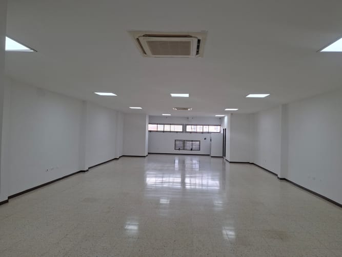 Local en arriendo en Tequendama, Cali, 200 m² · foto 3 de 6