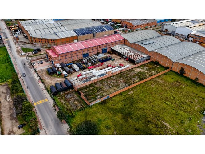 Lote en venta en Cn Balcones De Toscana, Mosquera, 2225 m² · foto 4 de 7