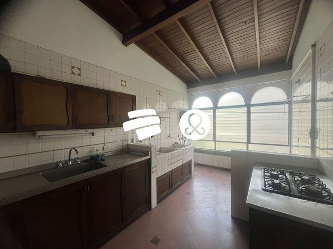 Apartamento de 4 alcobas en venta en Laureles, Medellín, 113 m² · foto 13 de 19