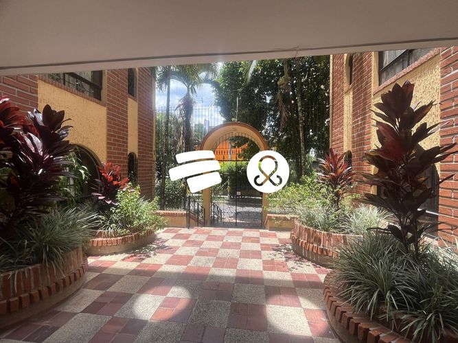Apartamento de 4 alcobas en venta en Laureles, Medellín, 113 m² · foto 17 de 19