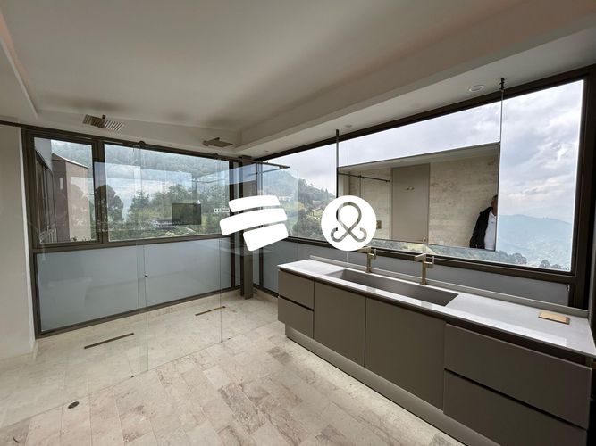 Casa de 3 alcobas en venta en Zona Centro, Envigado · foto 6 de 24