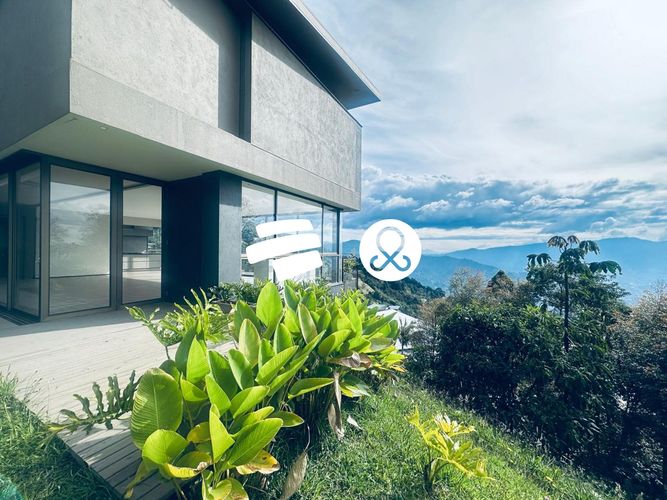 Casa de 3 alcobas en venta en Zona Centro, Envigado · foto 10 de 24