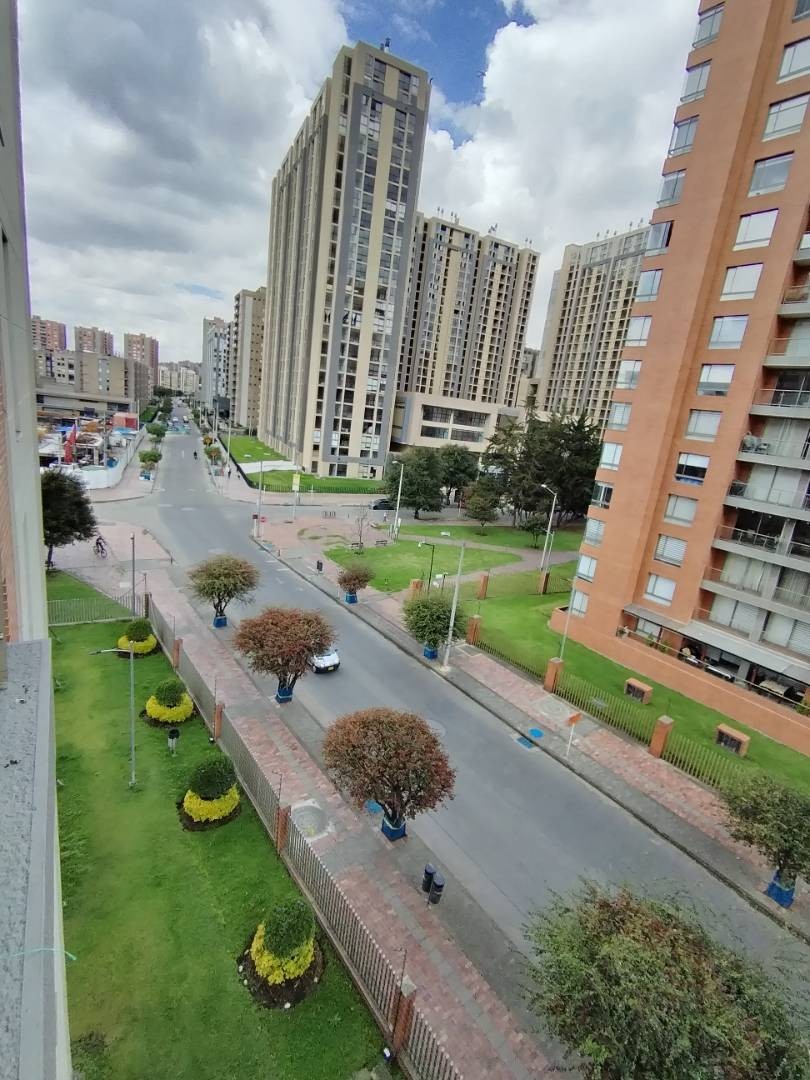 Apartamento en venta en Colina Campestre, Bogotá · foto 3 de 24