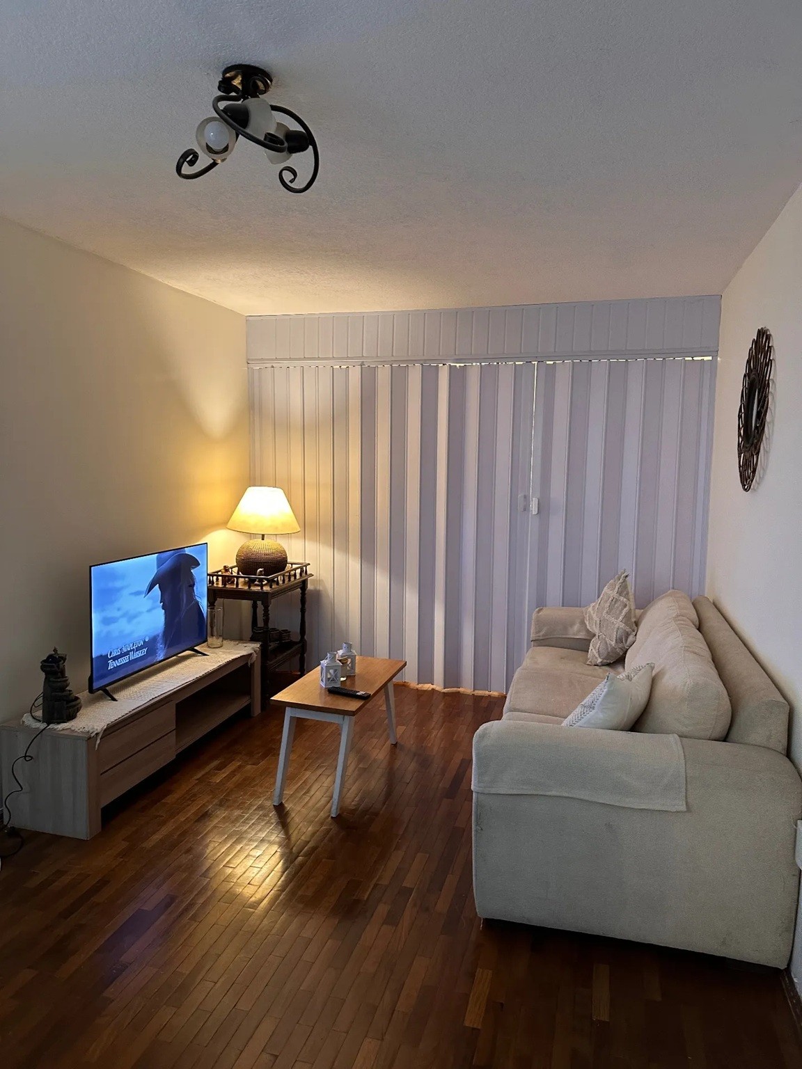 ALQUILER EN POCITOS, HERMOSO APTO DE 2 DORMITORIOS, BALCON Y PATIO CON PARRILLERO, OPCION AMUEBLADO · Foto 4