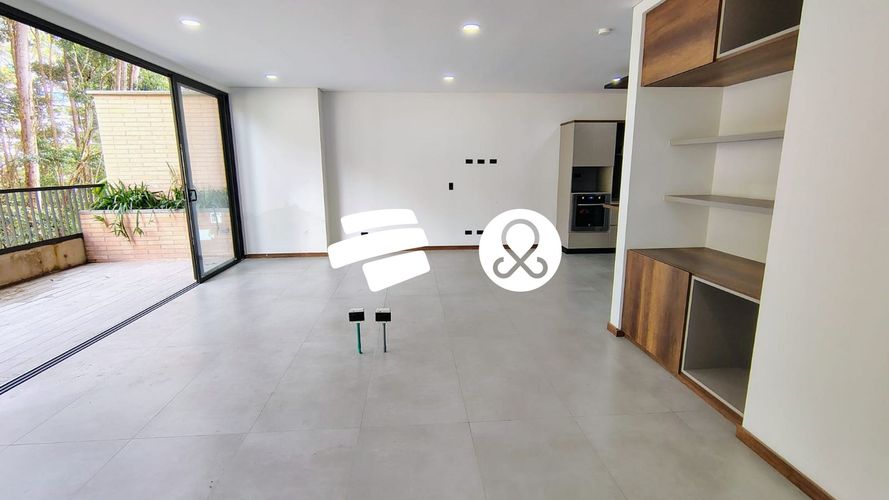 Apartamento de 1 alcoba en venta en El Poblado, Medellín, 86 m² · foto 3 de 24