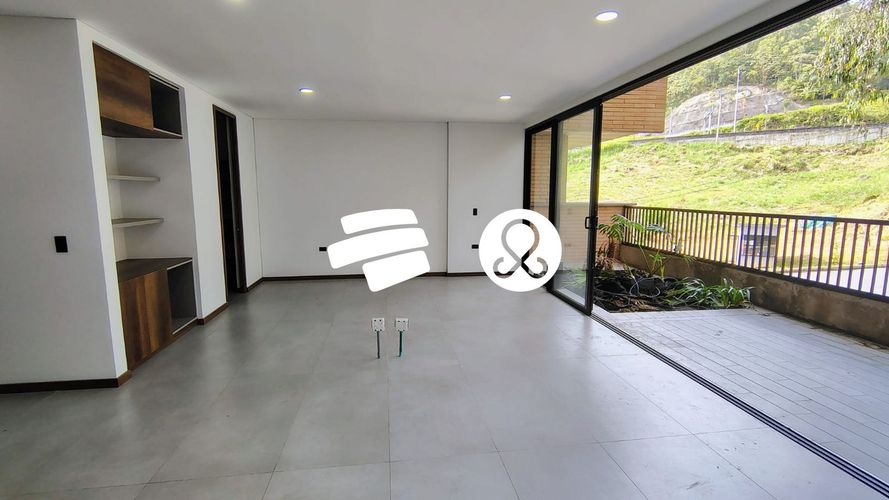 Apartamento de 1 alcoba en venta en El Poblado, Medellín, 86 m² · foto 5 de 24