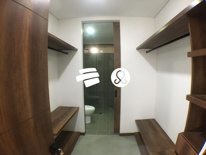 Apartamento de 1 alcoba en venta en El Poblado, Medellín, 86 m² · foto 11 de 24