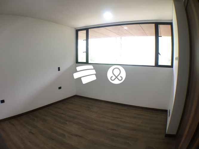 Apartamento en venta en El Poblado, Medellín · foto 6 de 19