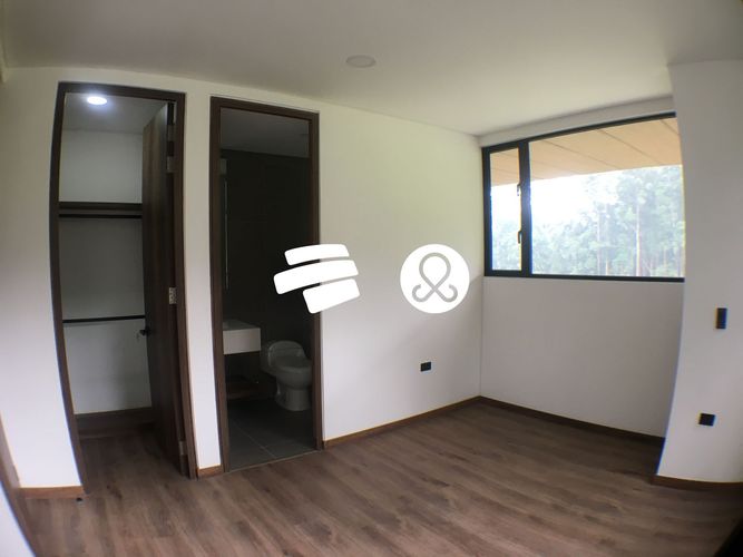 Apartamento de 3 alcobas en venta en El Poblado, Medellín, 136 m² · foto 6 de 17