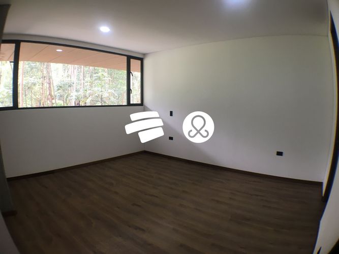 Apartamento de 3 alcobas en venta en El Poblado, Medellín, 136 m² · foto 11 de 17