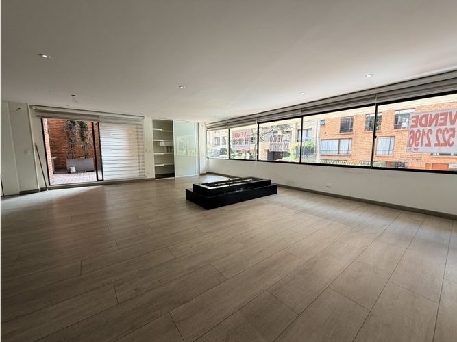 Apartamento de 3 alcobas en venta en Los Rosales, Bogotá, 192 m² · foto 6 de 24