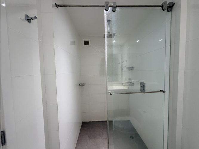 Apartamento de 3 alcobas en venta en Los Rosales, Bogotá, 192 m² · foto 14 de 24