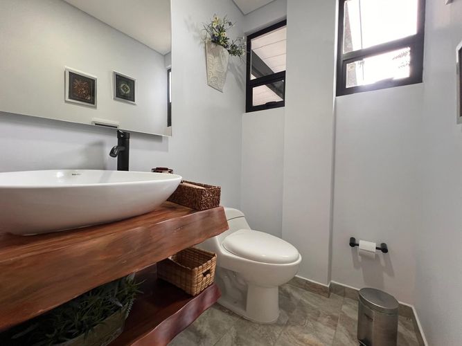 Casa de 2 alcobas en venta en Vía Las Palmas, Envigado, 200 m² · foto 15 de 16