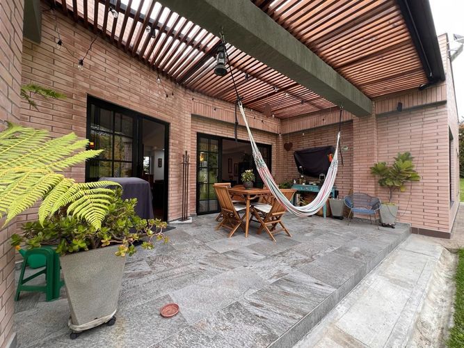 Casa de 2 alcobas en venta en Vía Las Palmas, Envigado, 200 m² · foto 16 de 16