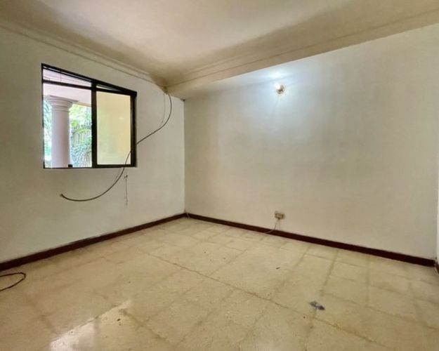 Casa de 3 alcobas en venta en El Poblado, Medellín, 208 m² · foto 5 de 10