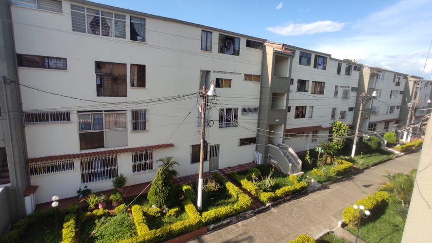 Apartamento de 3 alcobas en venta en La Selva, Cali, 64 m² · foto 2 de 18