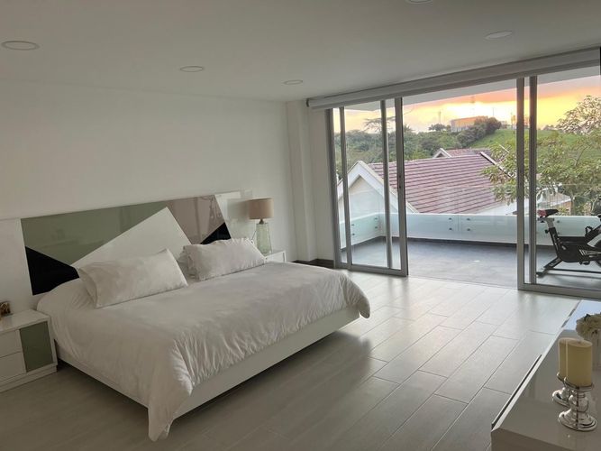 Casa de 5 alcobas en venta en Ruitoque Condominio, Floridablanca, 460 m² · foto 8 de 12
