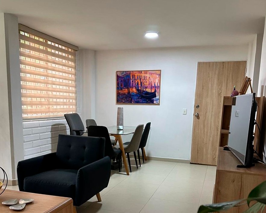 Apartamento en venta en El Poblado, Medellín · foto 8 de 14