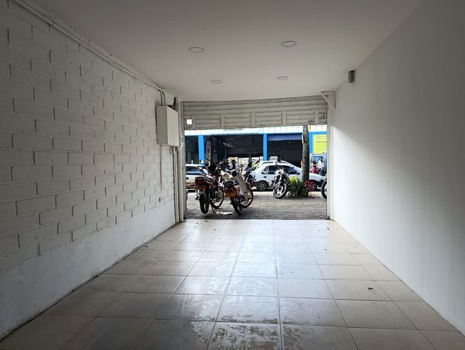 Local en arriendo en Perpetuo Socorro, Medellín, 120 m² · foto 5 de 18