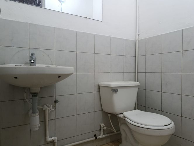 Local en arriendo en Perpetuo Socorro, Medellín, 120 m² · foto 10 de 18