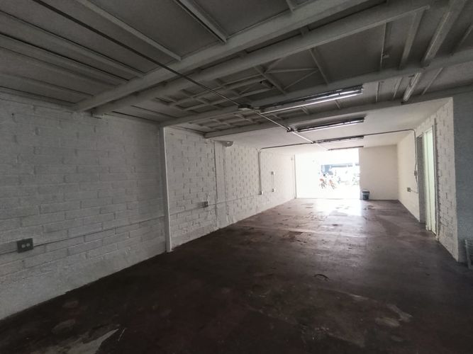 Local en arriendo en Perpetuo Socorro, Medellín, 120 m² · foto 15 de 18
