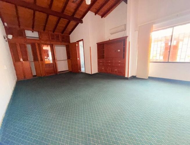 Casa de 6 alcobas en venta en Diamante 2, Bucaramanga, 360 m² · foto 3 de 13