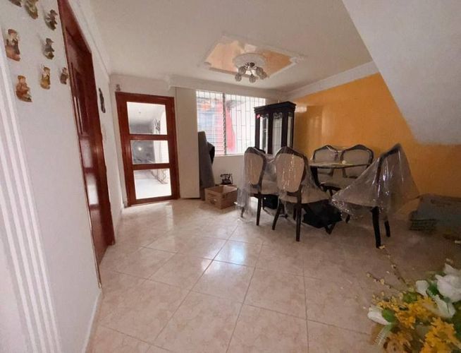 Casa de 6 alcobas en venta en Diamante 2, Bucaramanga, 360 m² · foto 6 de 13