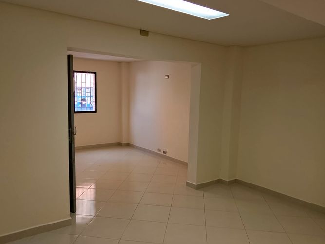 Oficina en arriendo en El Poblado, Medellín, 50 m² · foto 10 de 11
