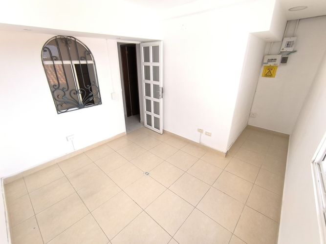 Casa de 6 alcobas en venta en Cañaveral, Floridablanca, 259 m² · foto 9 de 24