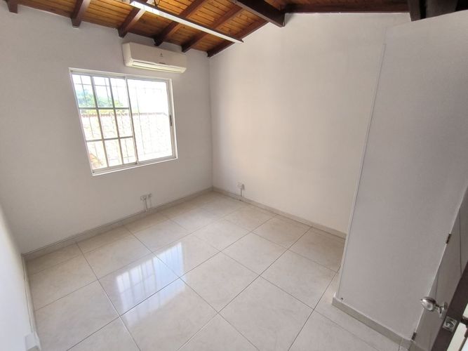 Casa de 6 alcobas en venta en Cañaveral, Floridablanca, 259 m² · foto 20 de 24