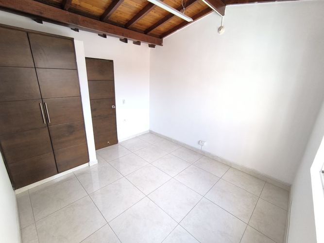 Casa de 6 alcobas en venta en Cañaveral, Floridablanca, 259 m² · foto 23 de 24