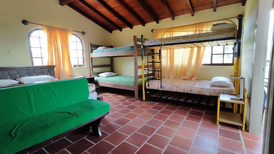 Casa de 5 alcobas en venta en Campo Verde, Piedecuesta, 260 m² · foto 11 de 24