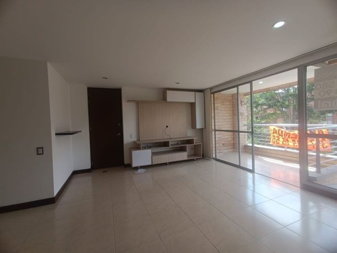 Apartamento en arriendo en La Pradera, Envigado, 113 m² · foto 19 de 24