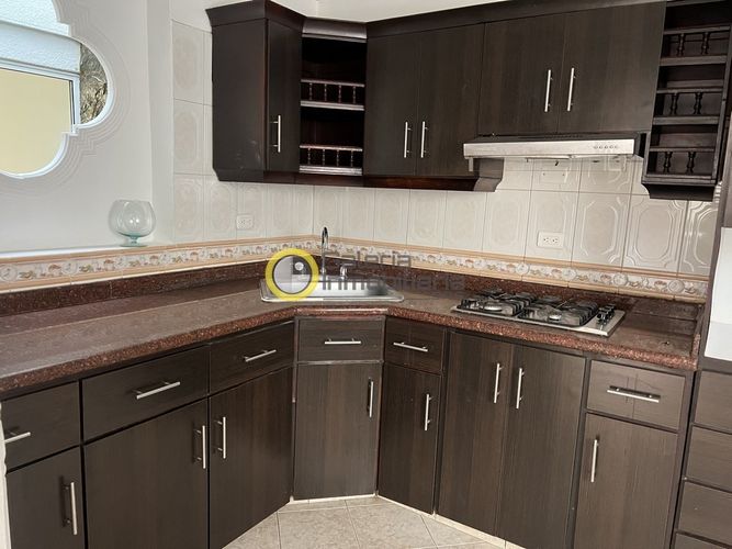 Casa de 5 alcobas en venta en Granjas De Provenza, Bucaramanga, 280 m² · foto 9 de 24