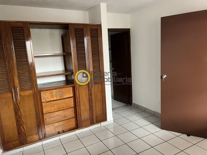 Casa de 5 alcobas en venta en Granjas De Provenza, Bucaramanga, 280 m² · foto 16 de 24