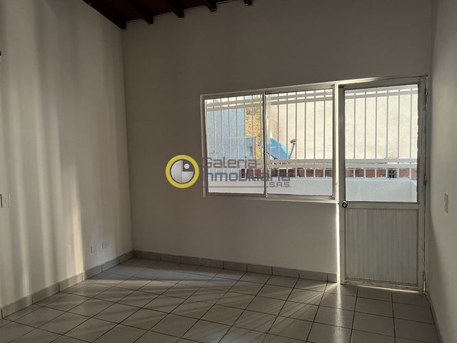 Casa de 5 alcobas en venta en Granjas De Provenza, Bucaramanga, 280 m² · foto 22 de 24