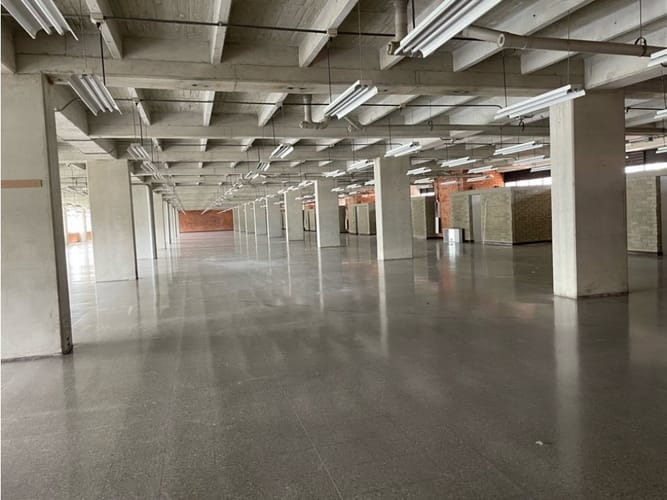 Oficina en arriendo en Shellmar, Medellín, 462 m² · foto 4 de 18