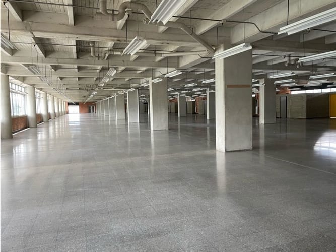 Oficina en arriendo en Shellmar, Medellín, 462 m² · foto 5 de 18