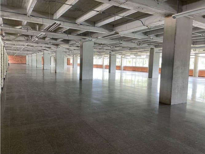 Oficina en arriendo en Shellmar, Medellín, 462 m² · foto 9 de 18