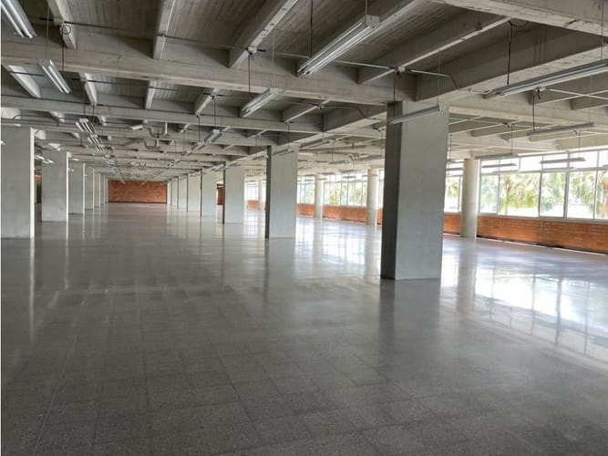 Oficina en arriendo en Shellmar, Medellín, 462 m² · foto 14 de 18
