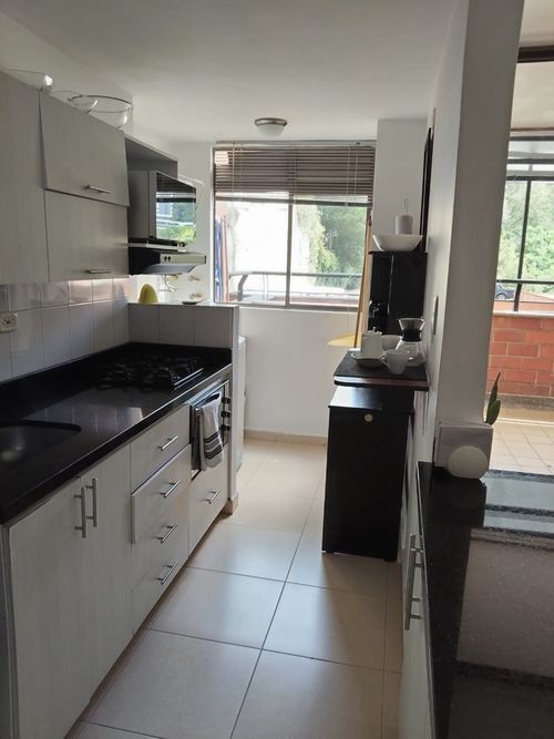 Apartamento en venta en Loma Del Indio, Medellín · foto 22 de 24