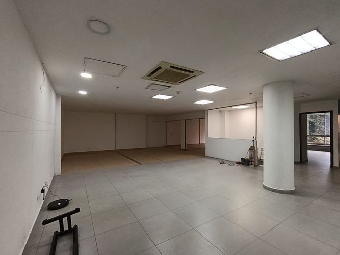Local en arriendo en Las Lomitas, Sabaneta, 208 m² · foto 2 de 20