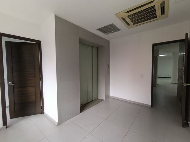 Local en arriendo en Las Lomitas, Sabaneta, 208 m² · foto 20 de 20