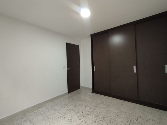 Apartamento de 2 alcobas en arriendo en Laureles, Medellín, 78 m² · foto 4 de 20