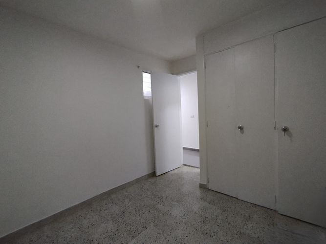 Apartamento de 2 alcobas en arriendo en Laureles, Medellín, 78 m² · foto 13 de 20